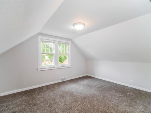 5841 32nd St, Milwaukee WI  53209-4116 exterior