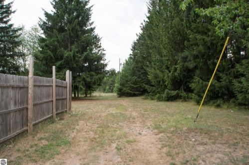 1640 M72, Kalkaska MI 49646-9771 exterior