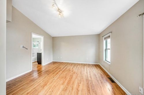 110 Lafayette St, Milford CT 06460-4714 exterior