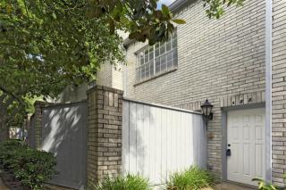 488 Wilcrest Dr, Houston TX  77042-1075 exterior