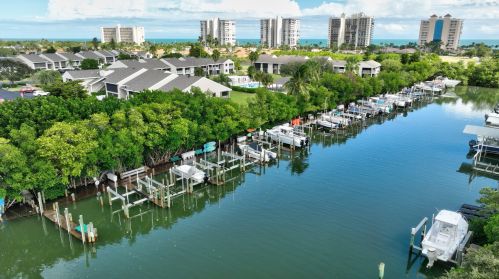 3212 Lakeview Cir, Fort Pierce FL  10105-8859 exterior