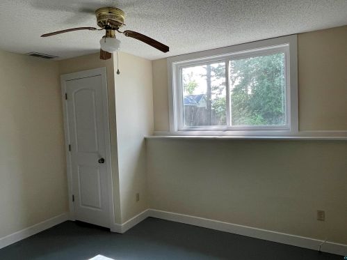 5124 Wyoming St, Duluth MN 55804-1261 exterior