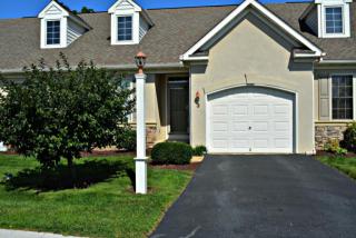 3 Mason Ct, Lancaster PA  17602-4093 exterior