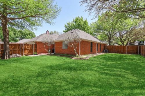 11012 Huntington Rd, Frisco TX 75035-7554 exterior