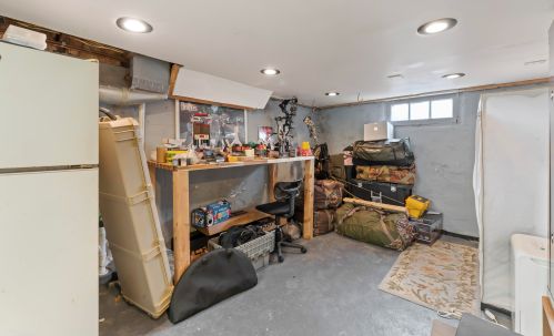 4645 68th St, Milwaukee WI  53220-3917 exterior