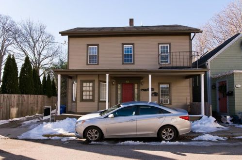 62 Callender Ave, Middletown, RI 02840-2078