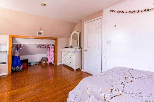 189 Broadway, Valley Stream NY 11580-4810 exterior