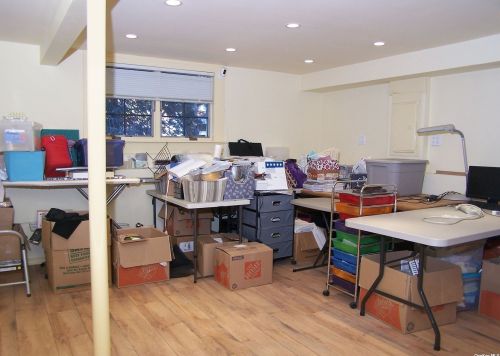 406 Throop St, Babylon NY 11704-3406 exterior