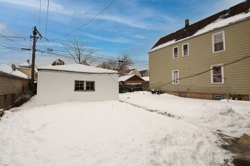 4403 Sacramento, Chicago IL 60625-3856 exterior