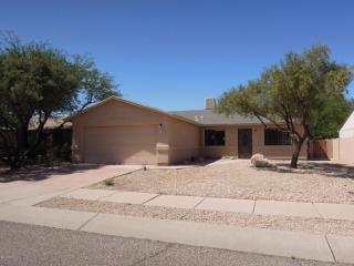 1824 Ransom Oaks Dr, Tucson, AZ 85746-3168