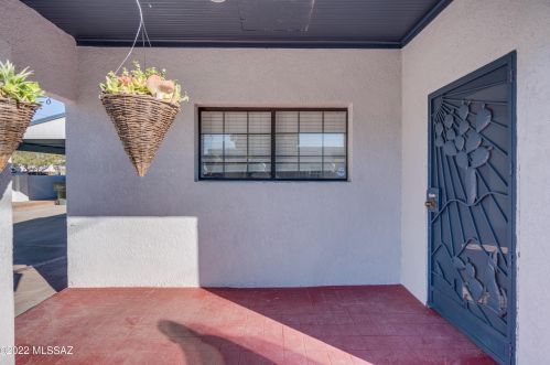 823 Arizona Ave, Tucson AZ  85705-7733 exterior