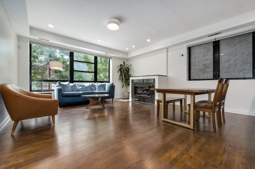 808 Greenview Ave, Chicago, IL 60642-5216