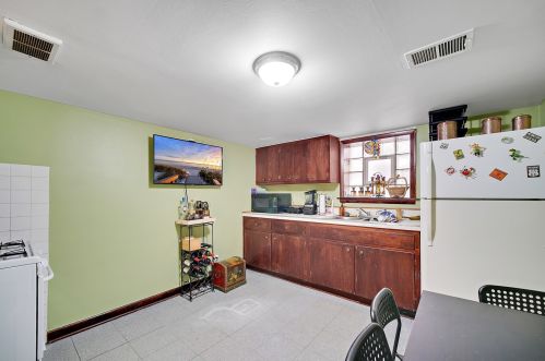 6201 Kilpatrick Ave, Chicago IL 60652-3050 exterior