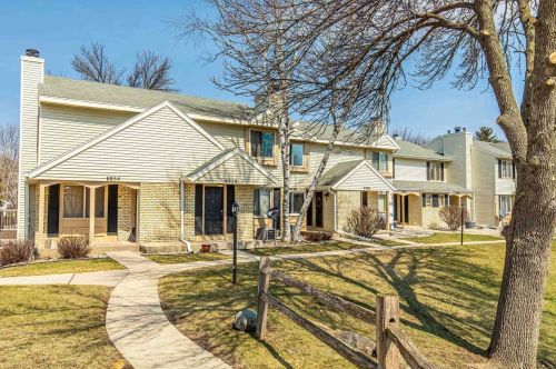 6858 Park Ridge Dr, Madison WI  53719-2220 exterior