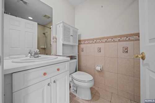 167 Graham Ave, Paterson NJ  07508-2961 exterior