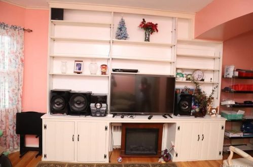 41 Loomis Ave, Windsor CT  06095-2804 exterior