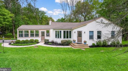 26 Penn Charter Dr, Media PA 19063-4618 exterior