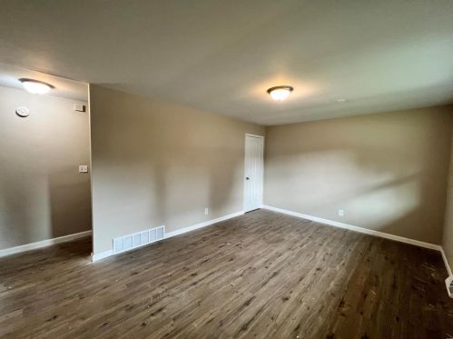 1143 Congress Ave, Saint Louis MO  63138-2906 exterior