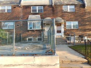 6435 Eastwood St, Philadelphia PA  19149-2925 exterior