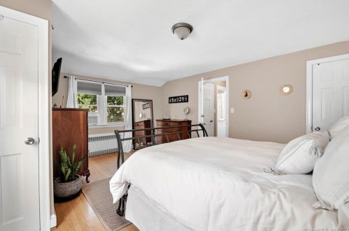 507 Main St, Hartford CT 06109-1839 exterior