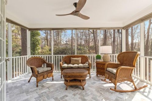 7105 Faunsworth Dr, Atlanta GA 30328-1941 exterior