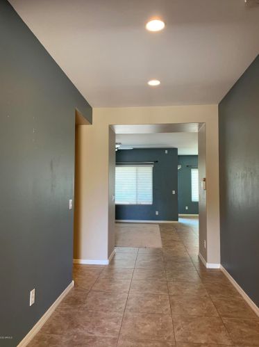 26928 55th Dr, Phoenix AZ  85083-6389 exterior