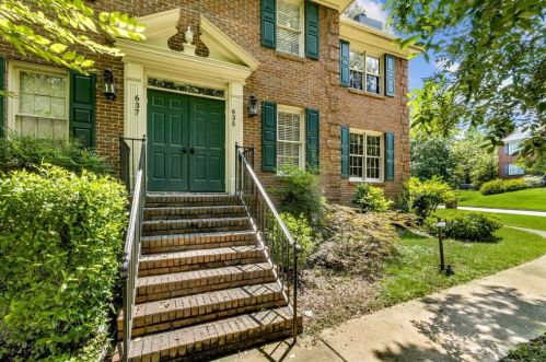 635 Corbin Lake Ct, Atlanta, GA 30350-2015