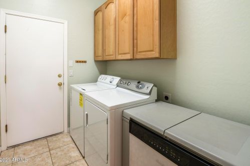 1813 Mead Pl, Chandler AZ 85248-5436 exterior