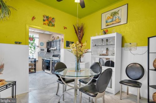 1920 16 St, Philadelphia PA 19145-3010 exterior