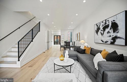 1834 Swann St, Washington DC  20009-5505 exterior