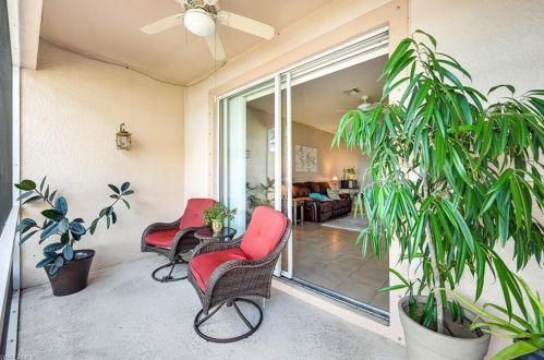 14366 Manchester Dr, Naples FL 34114-8684 exterior