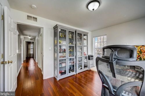 1930 Franklin St, Philadelphia PA 19122-1308 exterior