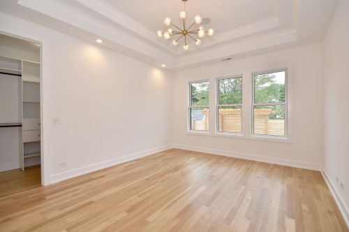 4841 Oakley Ave, Chicago IL 60659-5208 exterior