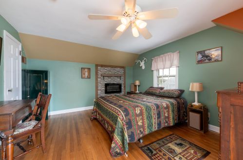 4043 110, Milwaukee WI 53226-4106 exterior