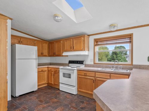 4130 Menasha Ave, Manitowoc WI 54220-1146 exterior