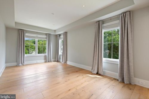 4929 Sherier Pl, Washington DC  20016-3319 exterior