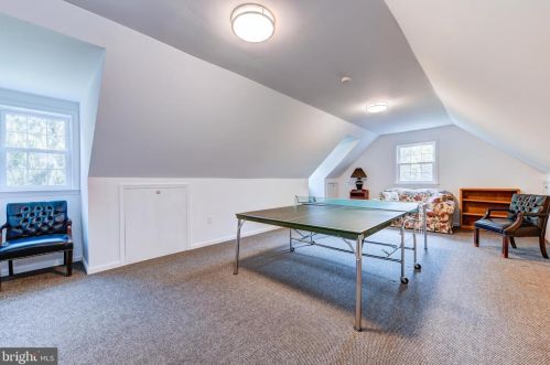 1786 Wrightstown Rd, Upper Makefield PA 18940-2814 exterior