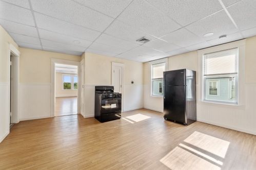 141 Cambridge St, Worcester MA 01603-2339 exterior