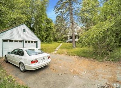 34 Webb Rd, Middletown NY 10940-6535 exterior