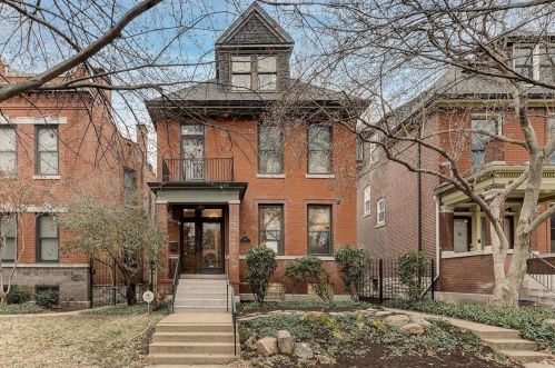 3871 Utah St, Saint Louis MO 63116-3827 exterior