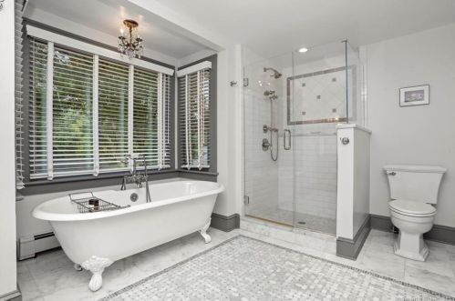 197 Newtown Ave, Norwalk CT 06851-2326 exterior