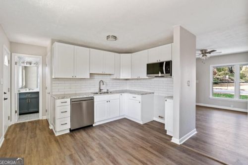 2050 Forrest Park Rd, Atlanta GA 30315-8637 exterior