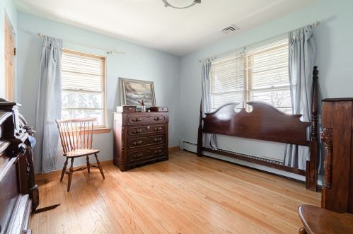 3760 115 Pl, Chicago IL 60655-6201 exterior