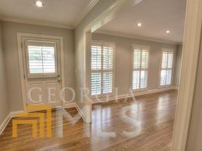 5575 Lake Forrest Dr, Atlanta GA  30342-1032 exterior