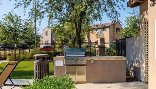 15904 11 Way, Phoenix AZ 85048-8428 exterior