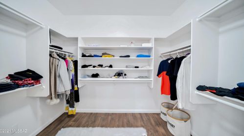 4977 Louis River Way, Tucson AZ  85718-4756 exterior