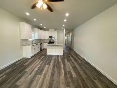 1217 Johnson St, Denison TX  75020-1822 exterior