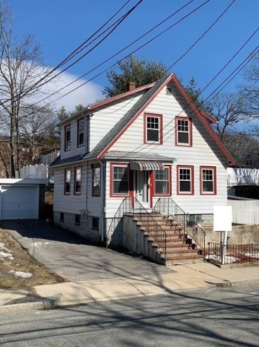 26 Edgemere Rd, Boston, MA