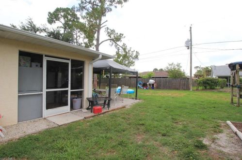 2400 55th Ter, Naples FL 34116-5594 exterior