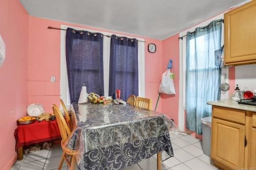 60 Noxon St, Poughkeepsie NY 12601-4130 exterior